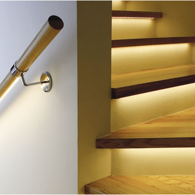 Automatic stair lighting